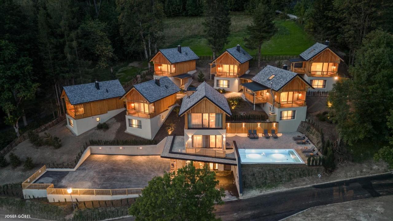 Hideaway Hotel Montestyria Chalets & Suiten マリアツェル エクステリア 写真