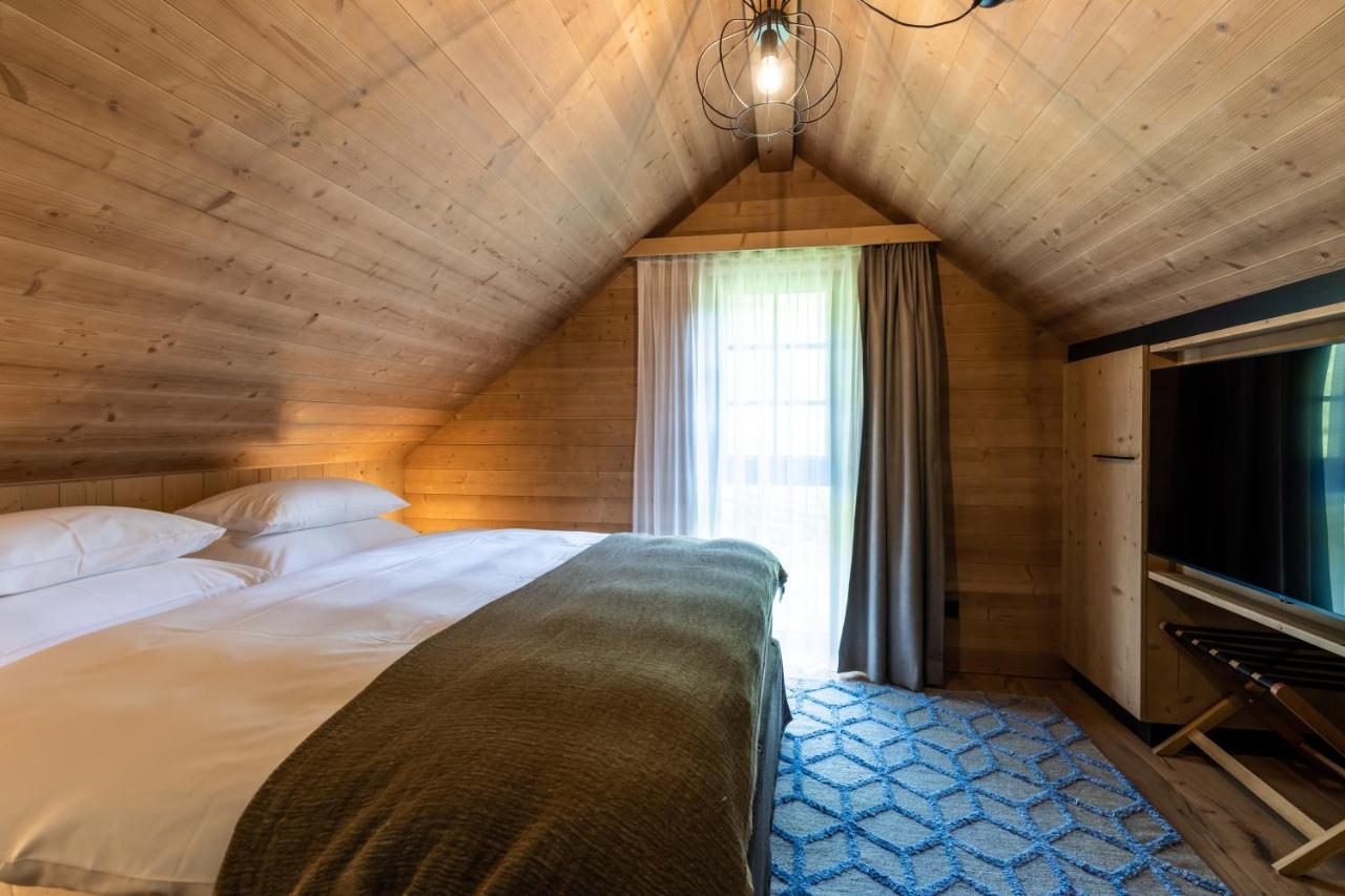 Hideaway Hotel Montestyria Chalets & Suiten マリアツェル エクステリア 写真