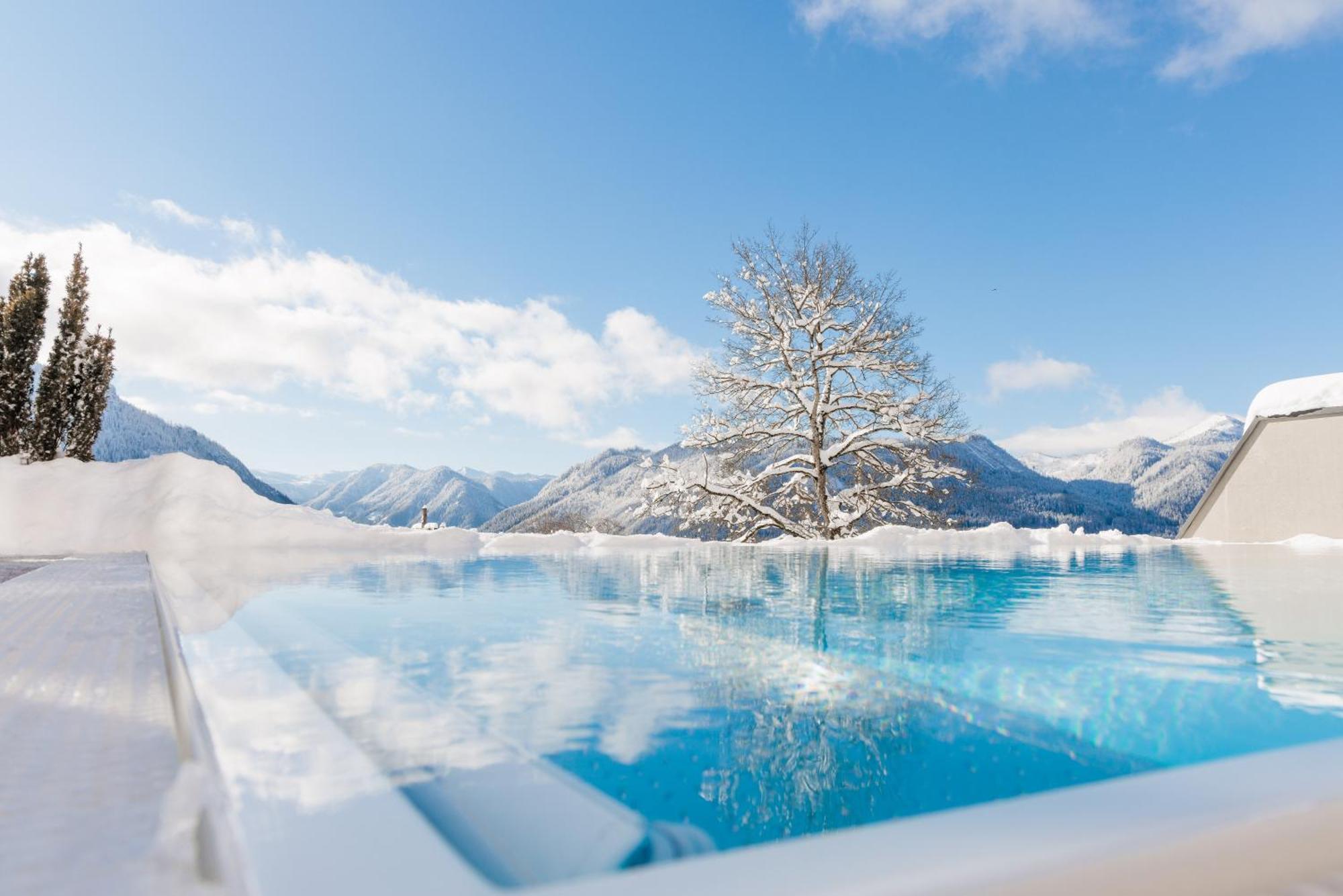 Hideaway Hotel Montestyria Chalets & Suiten マリアツェル エクステリア 写真